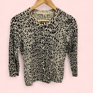 Adorable merino wool leopard print 3/4 sleeve cardigan sweater button front